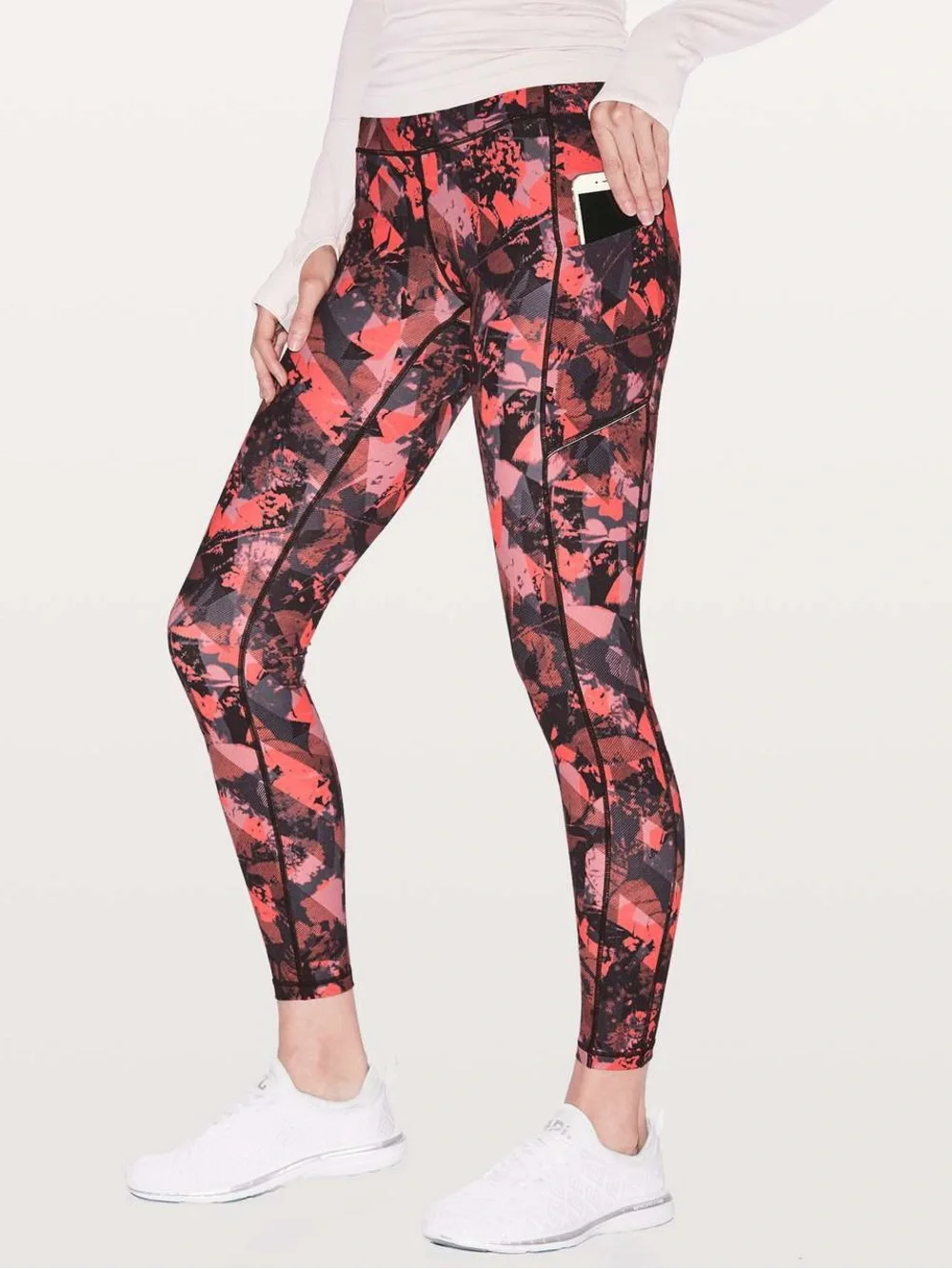 Lululemon Speed Up Tight 28” Size 6